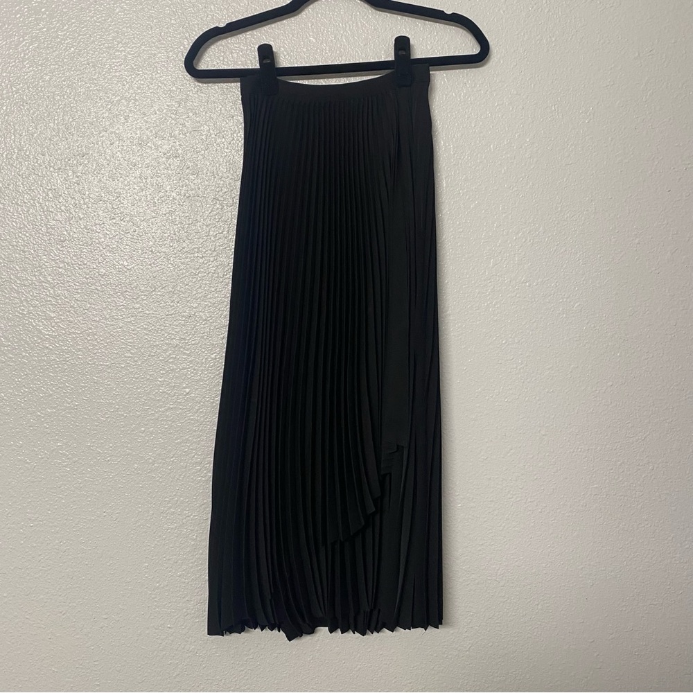 ARITZIA Babaton Ladder Skirt